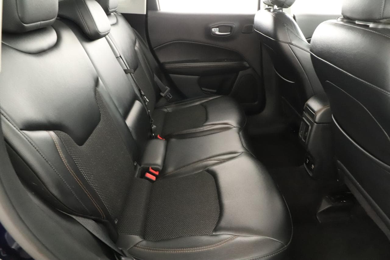 2017 Jeep COMPASS - 11