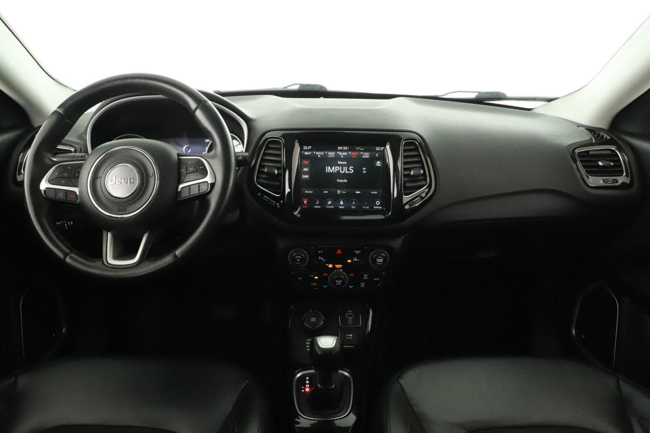 2017 Jeep COMPASS - 9