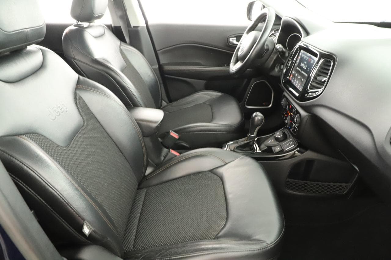2017 Jeep COMPASS - 10