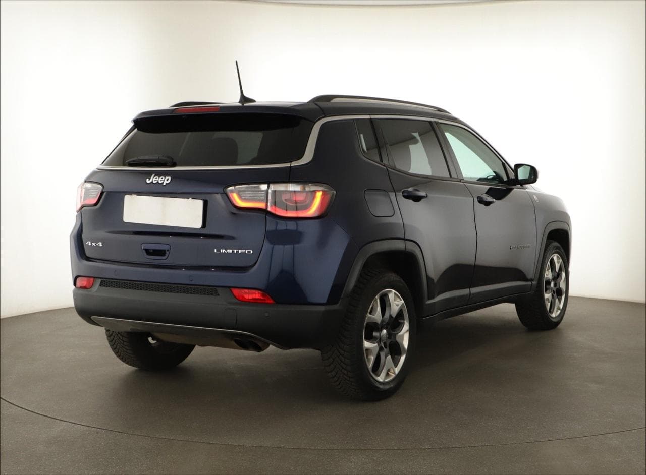 2017 Jeep COMPASS - 7