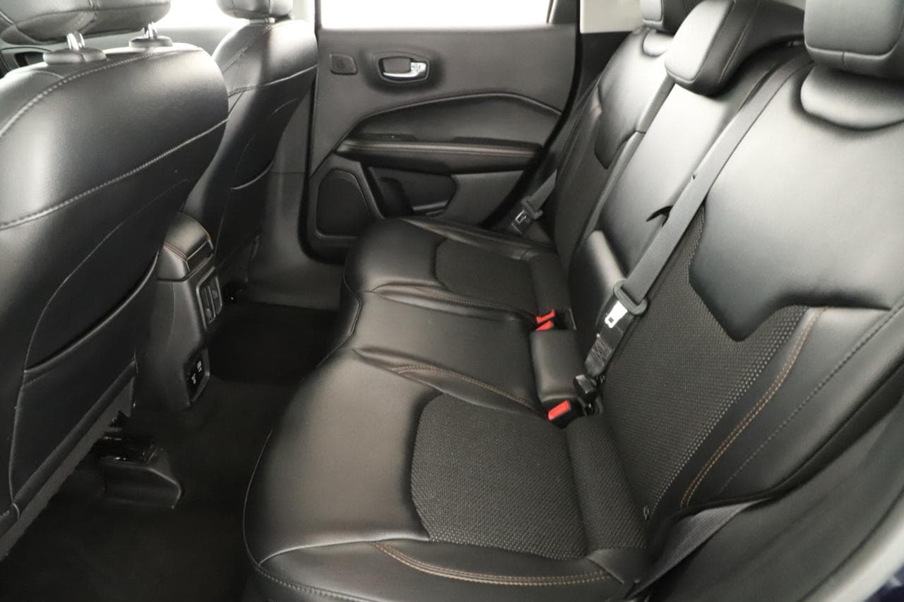 2017 Jeep COMPASS - 12