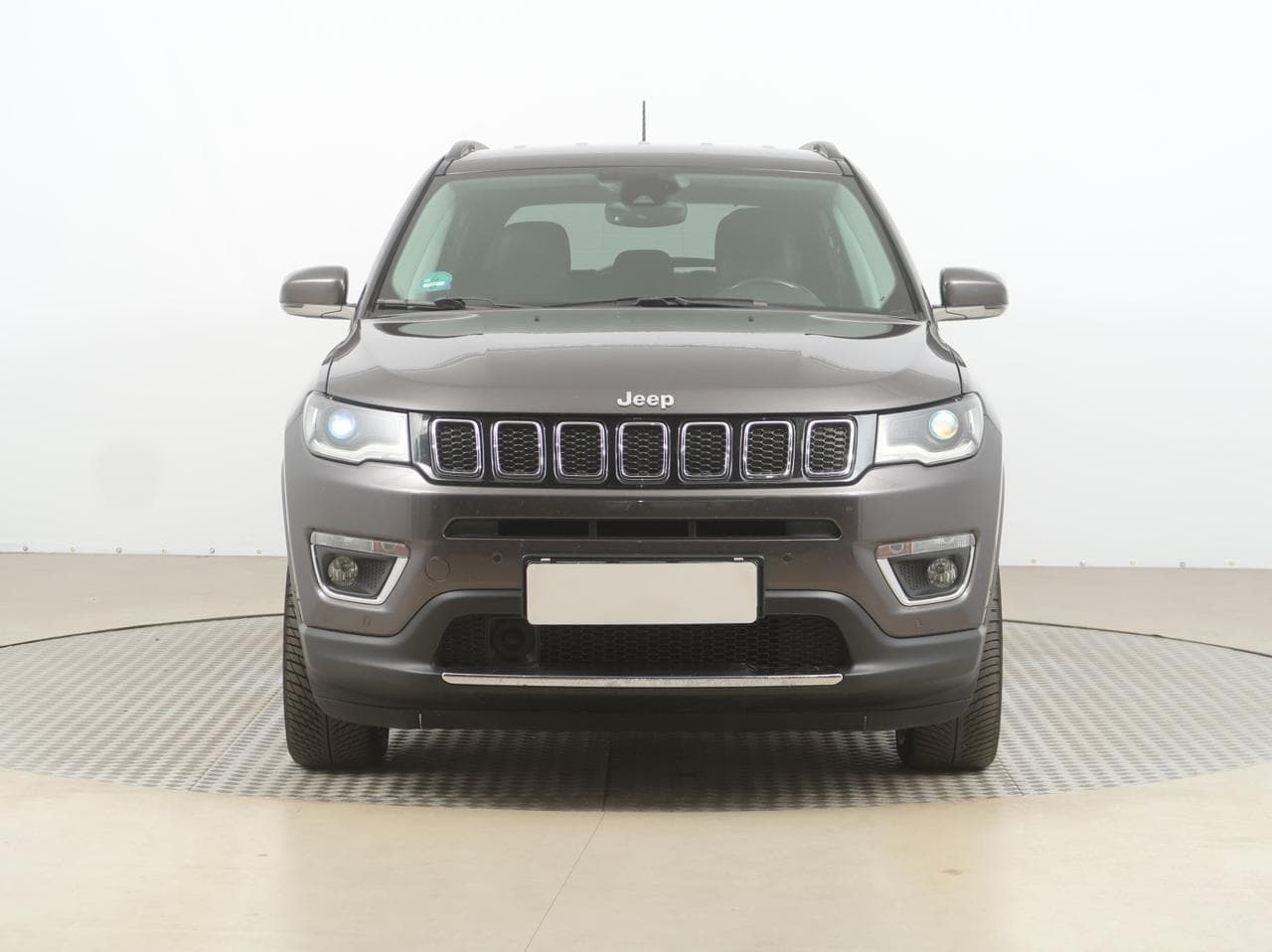 2018 Jeep COMPASS - 2