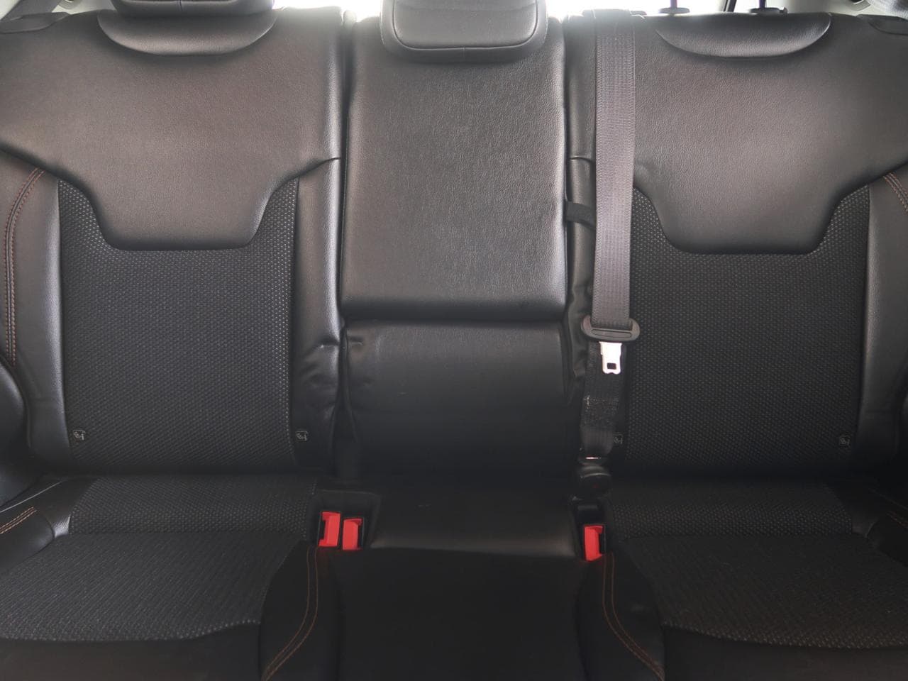 2018 Jeep COMPASS - 14