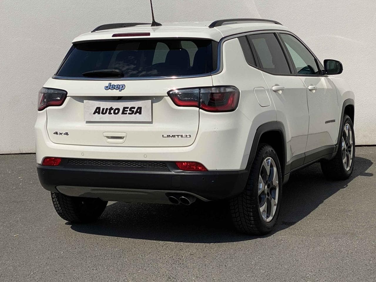 2018 Jeep COMPASS - 4