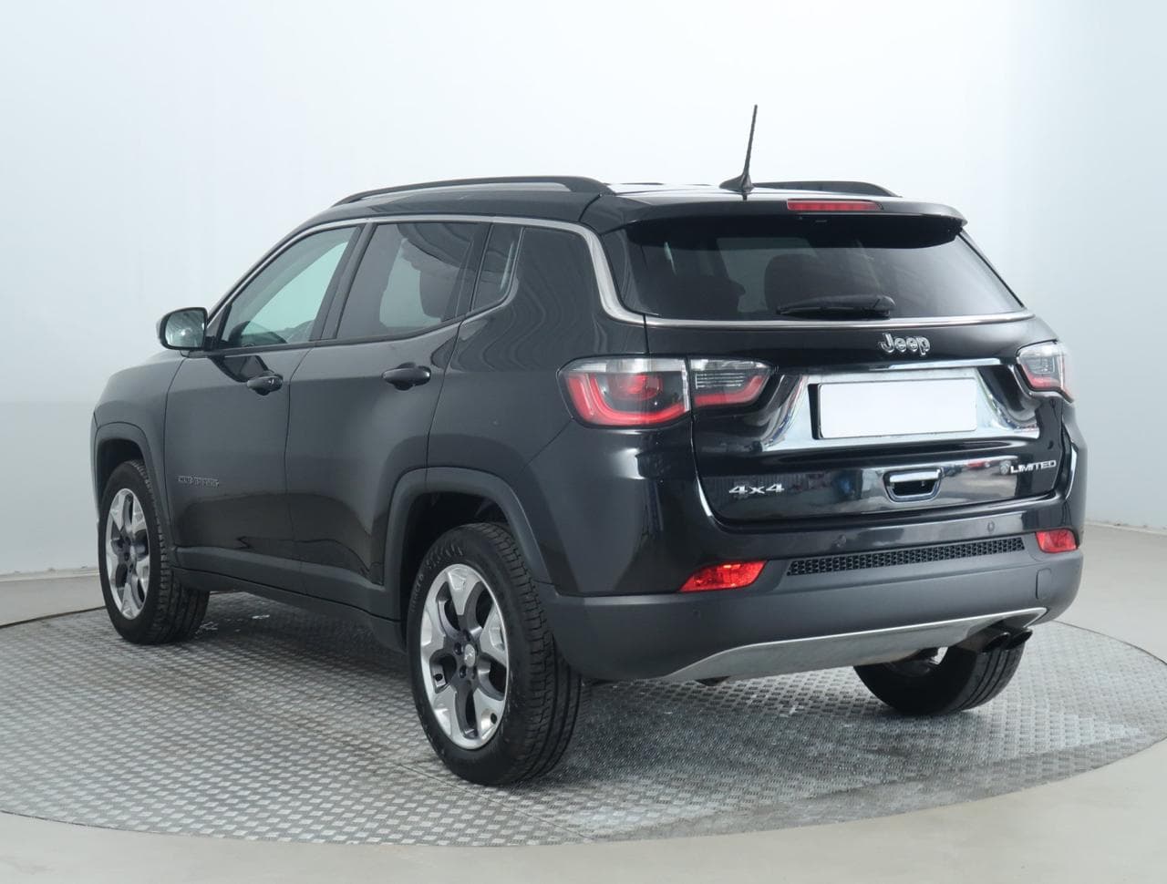 2019 Jeep COMPASS - 5