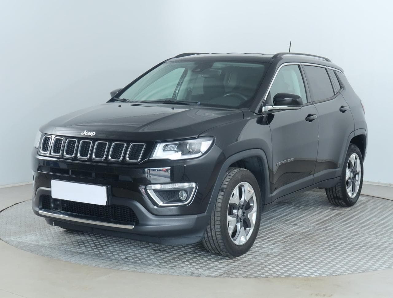 2019 Jeep COMPASS - 3