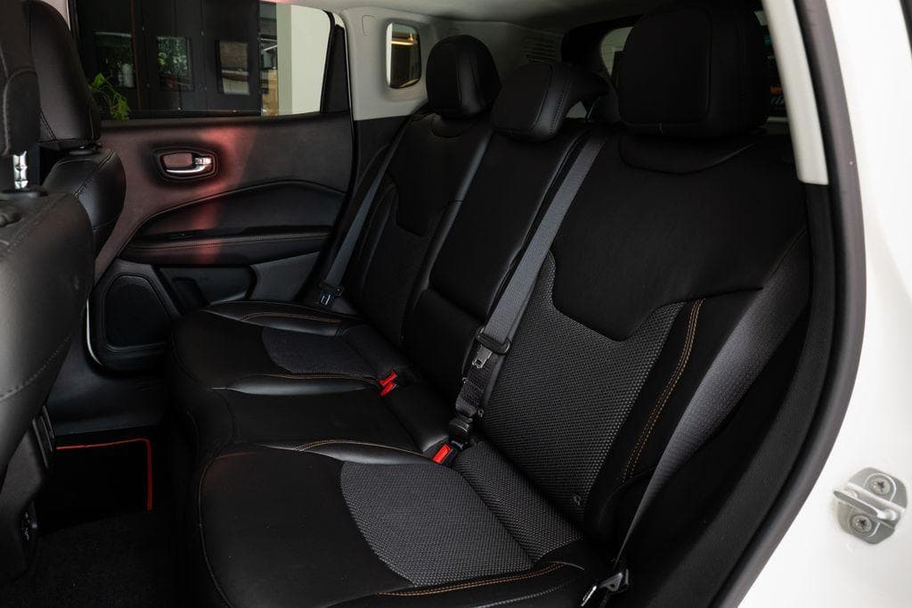 Jeep COMPASS - 12
