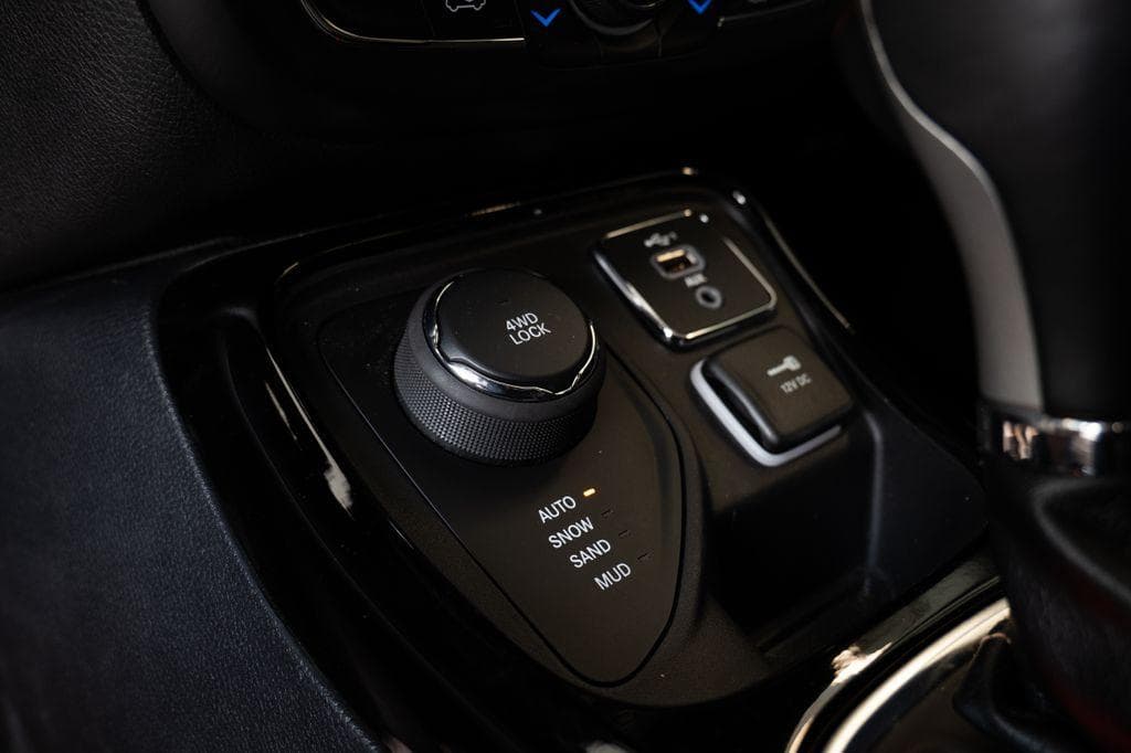 Jeep COMPASS - 22