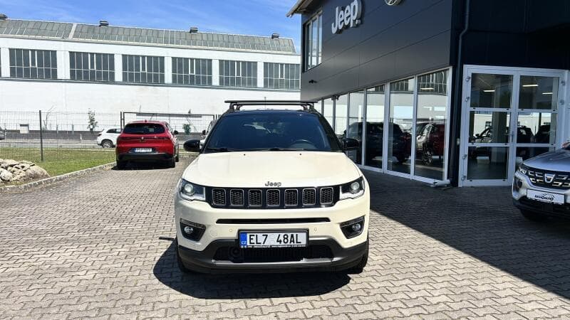 2021 Jeep COMPASS - 3