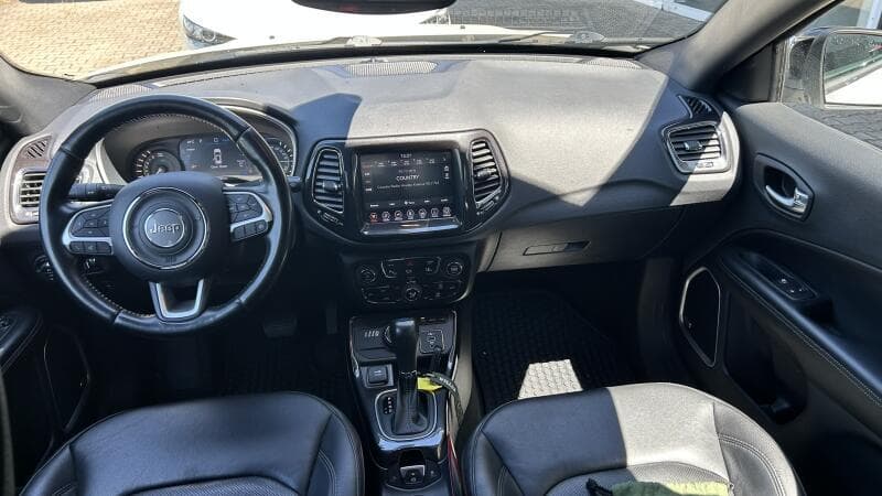 2021 Jeep COMPASS - 18