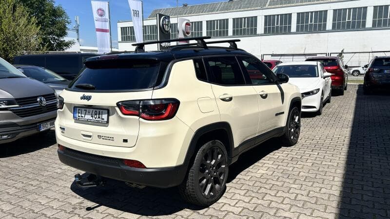 2021 Jeep COMPASS - 6