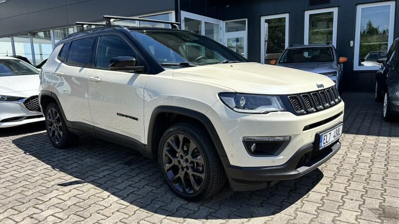 2021 Jeep COMPASS - 14
