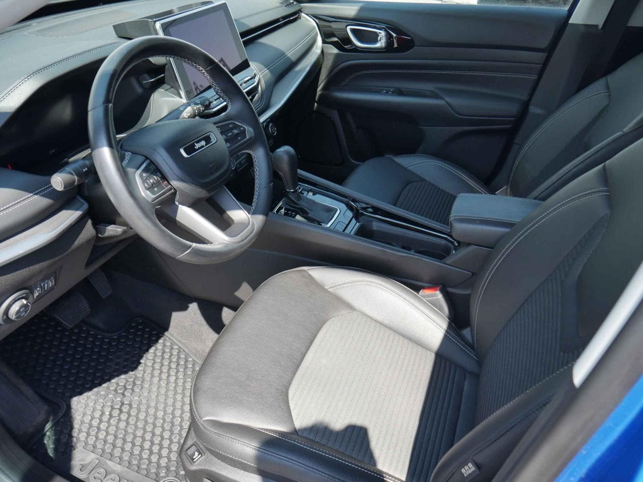 2021 Jeep COMPASS - 17
