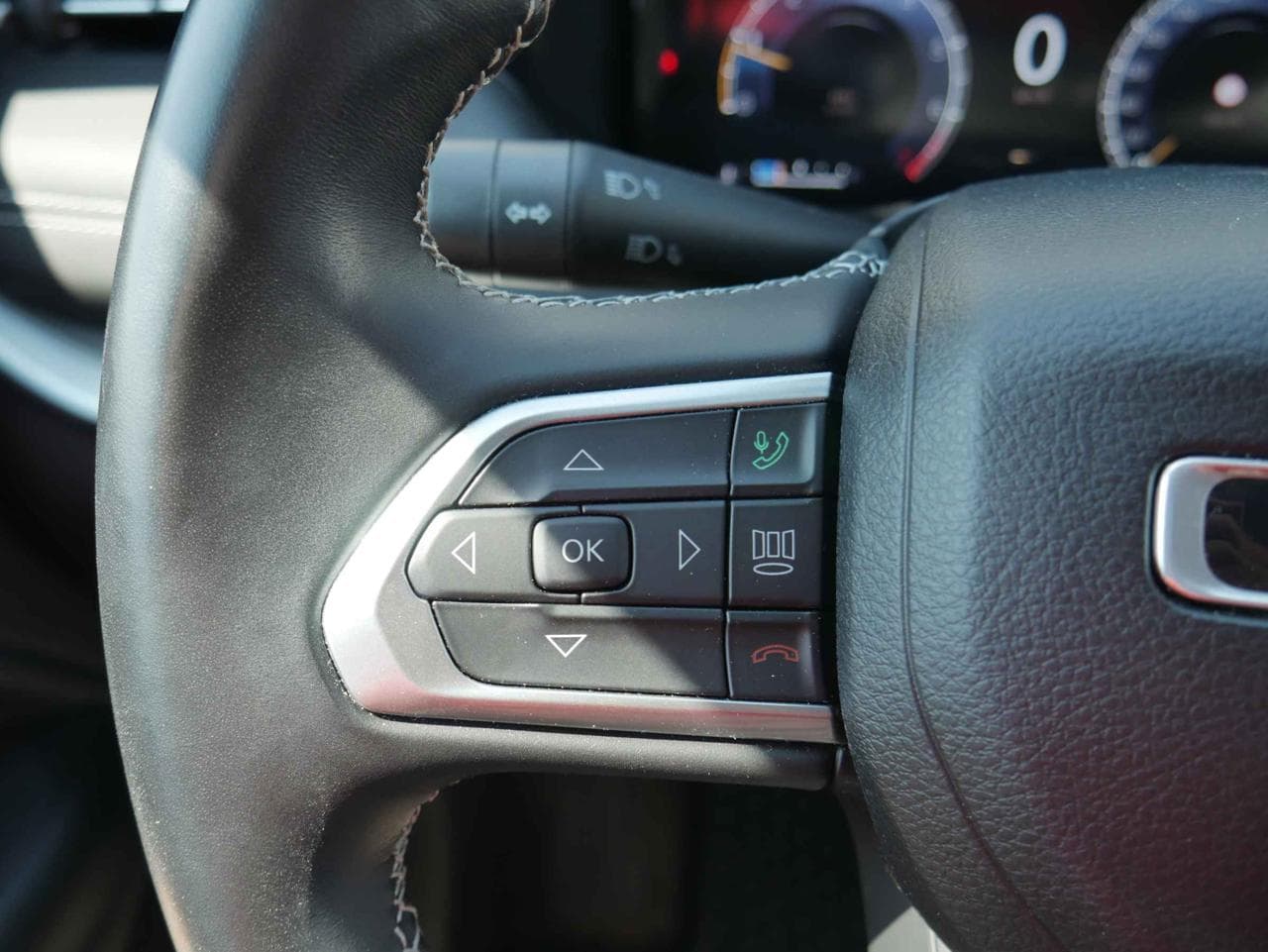 2021 Jeep COMPASS - 25