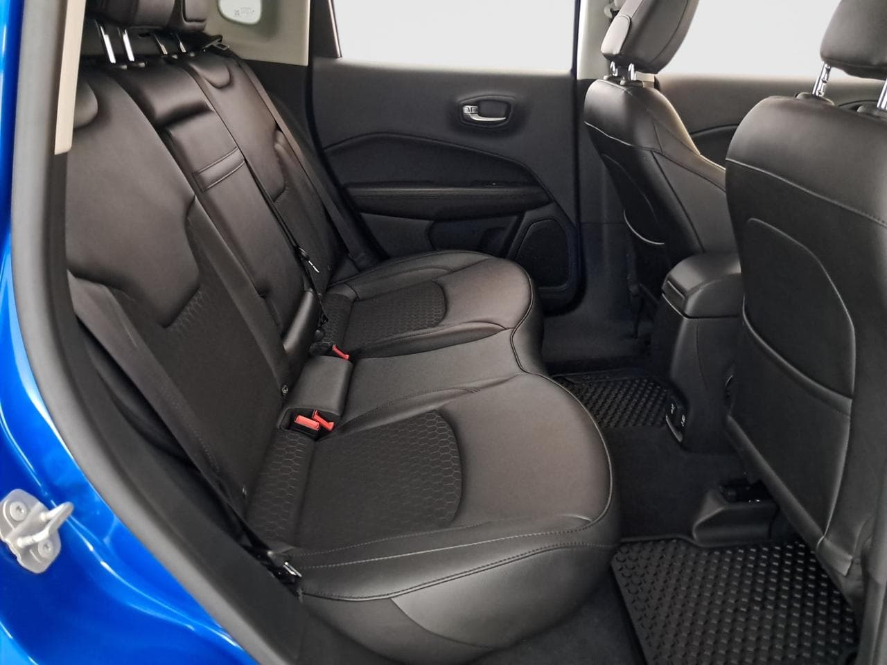 2020 Jeep COMPASS - 23