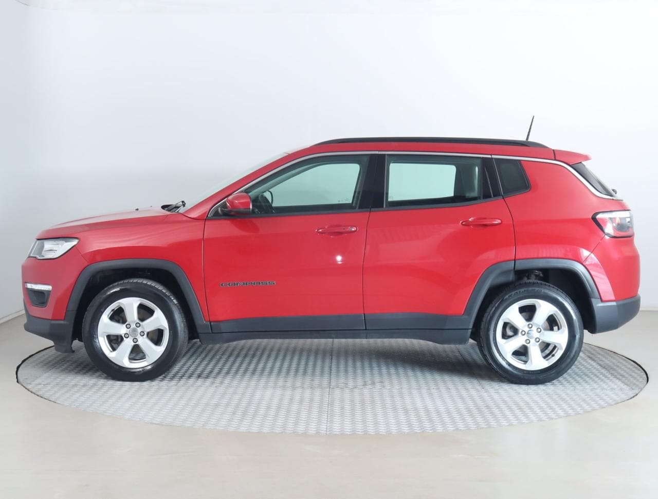 2018 Jeep COMPASS - 4
