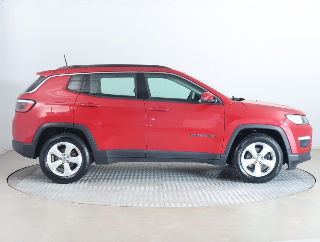 2018 Jeep COMPASS - 8