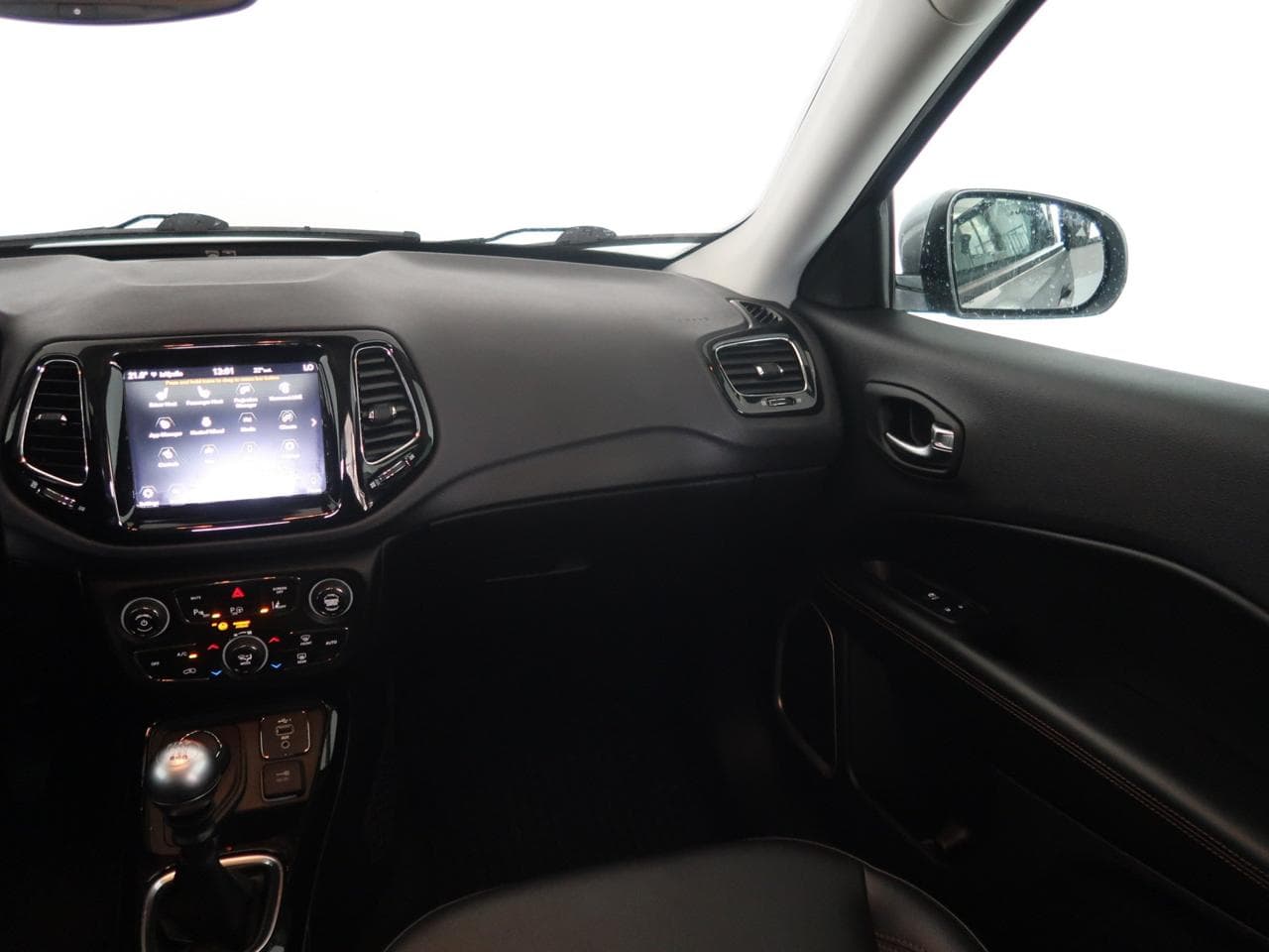 2020 Jeep COMPASS - 11