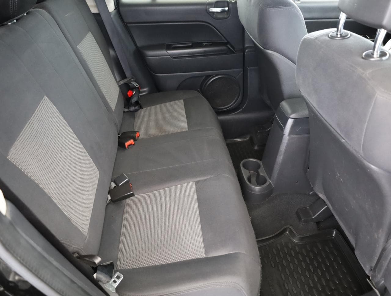 2012 Jeep COMPASS - 11