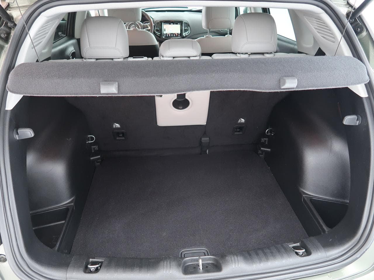 2019 Jeep COMPASS - 20