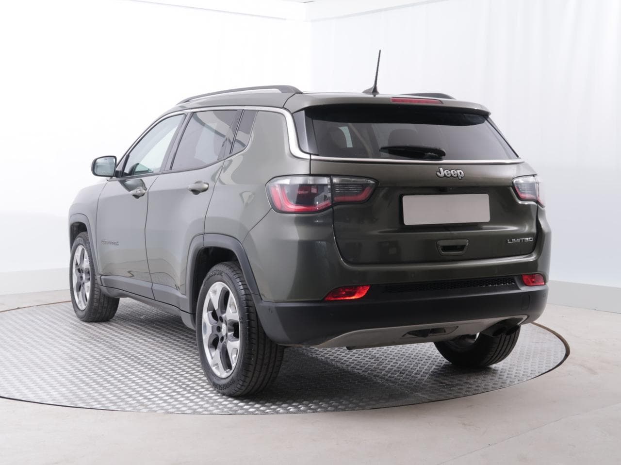 2019 Jeep COMPASS - 5