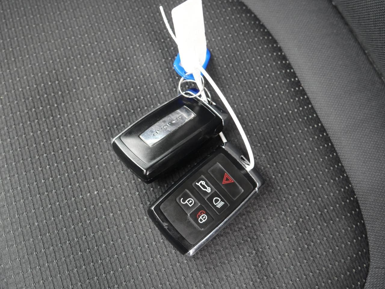 2018 Jaguar E-Pace - 20