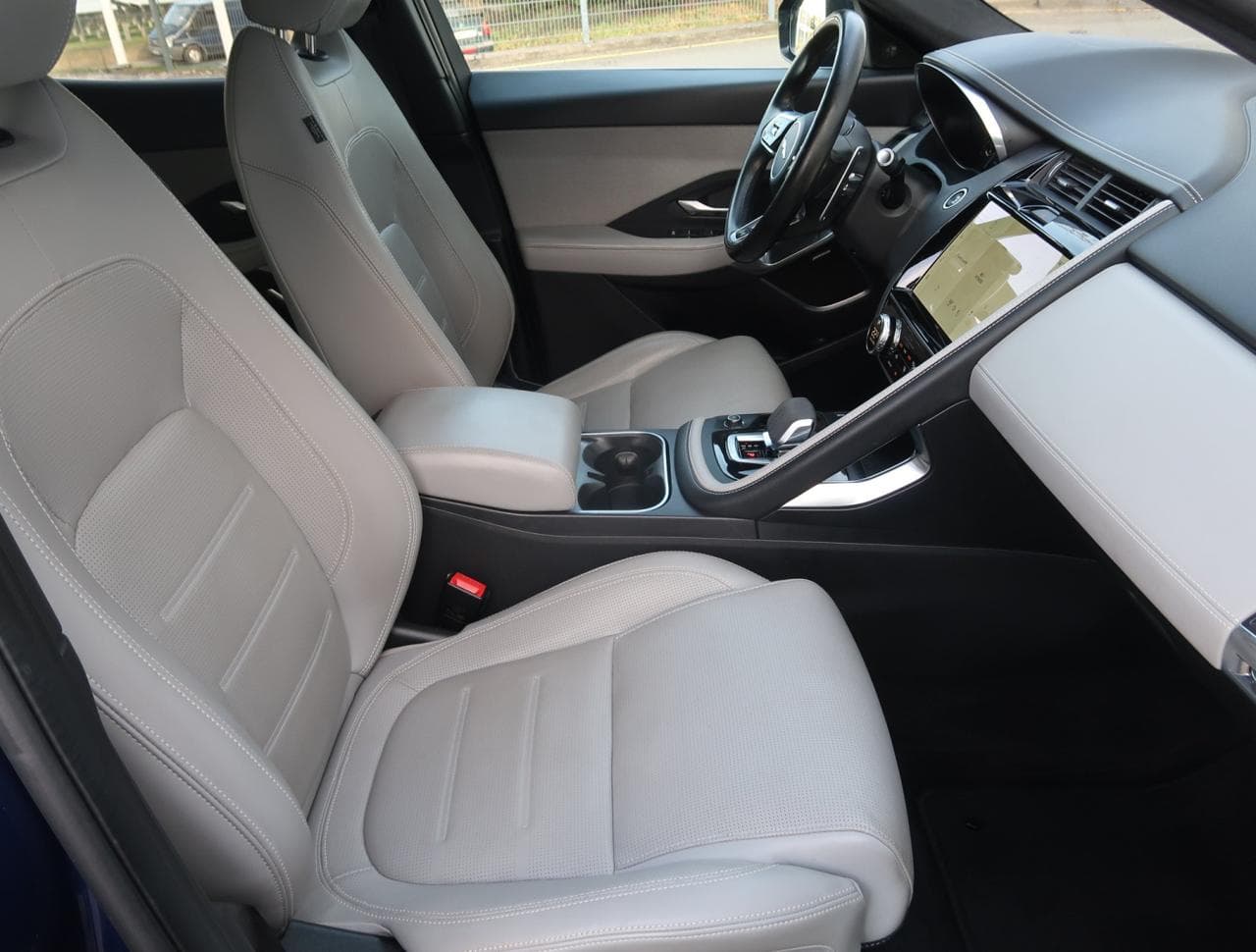 2021 Jaguar E-Pace - 12
