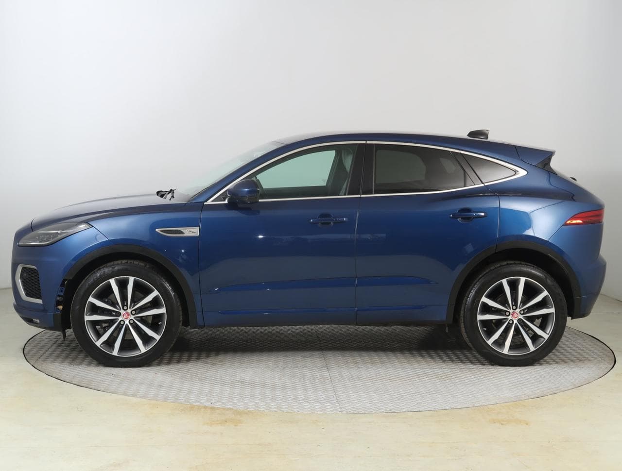 2021 Jaguar E-Pace - 4