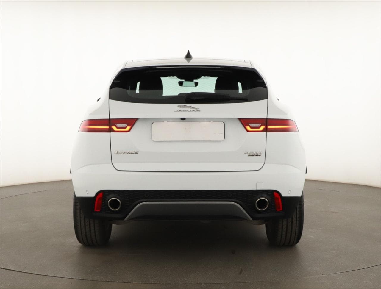 2019 Jaguar E-PACE - 6