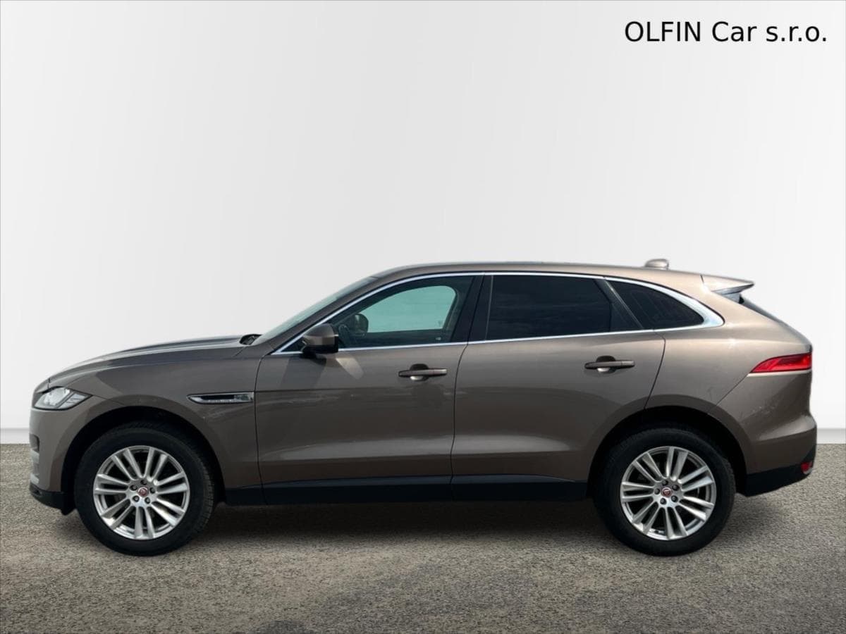 2017 Jaguar F-PACE - 18