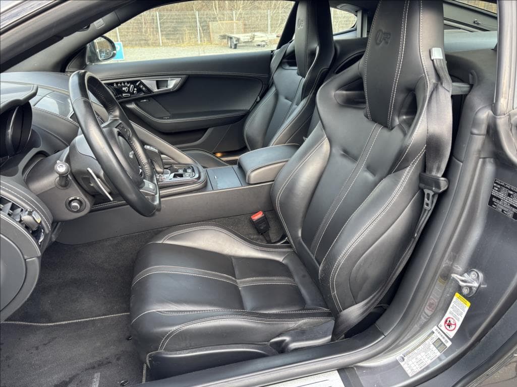 2016 Jaguar F-Type - 7