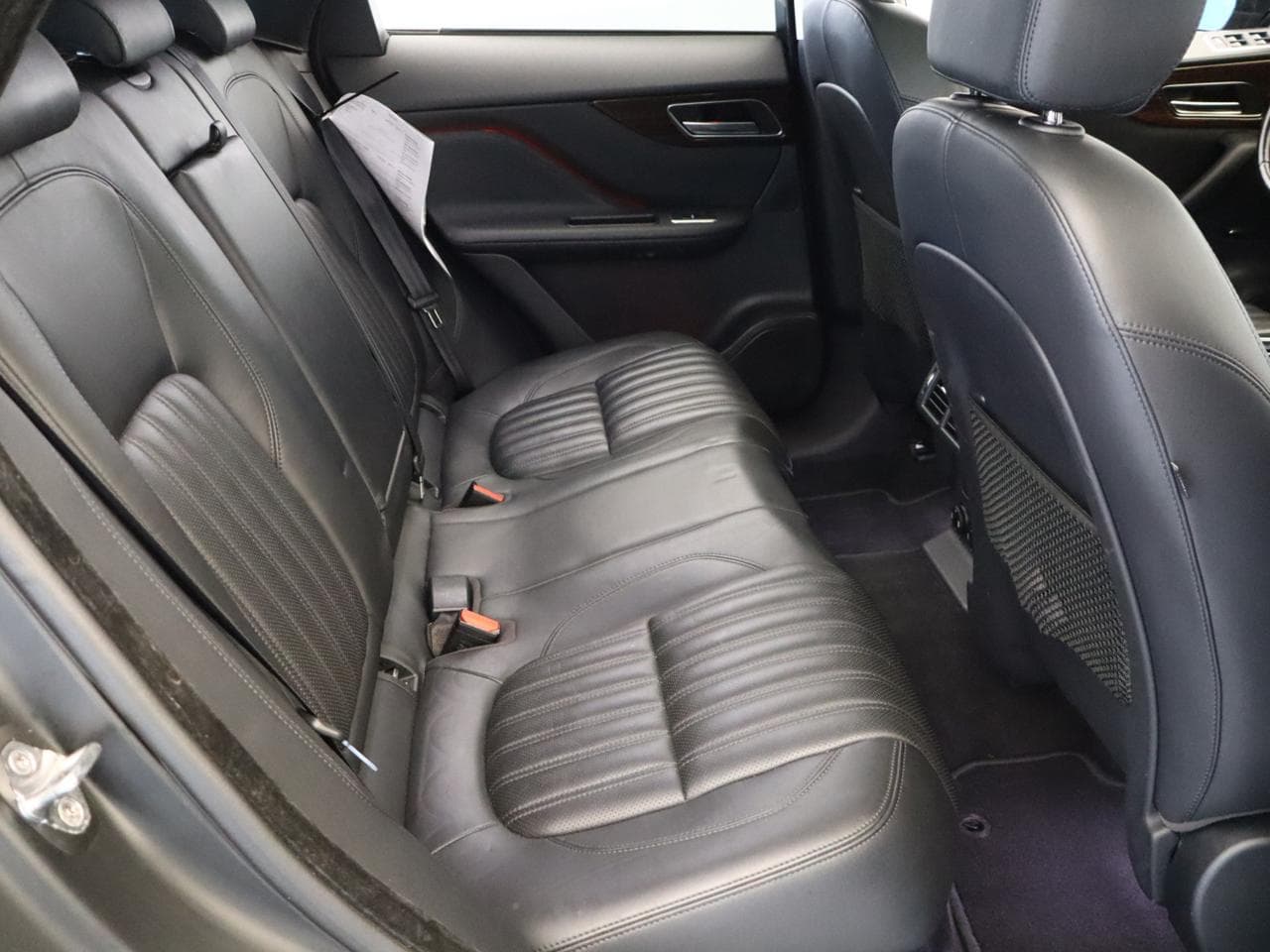 2017 Jaguar F-Pace - 11