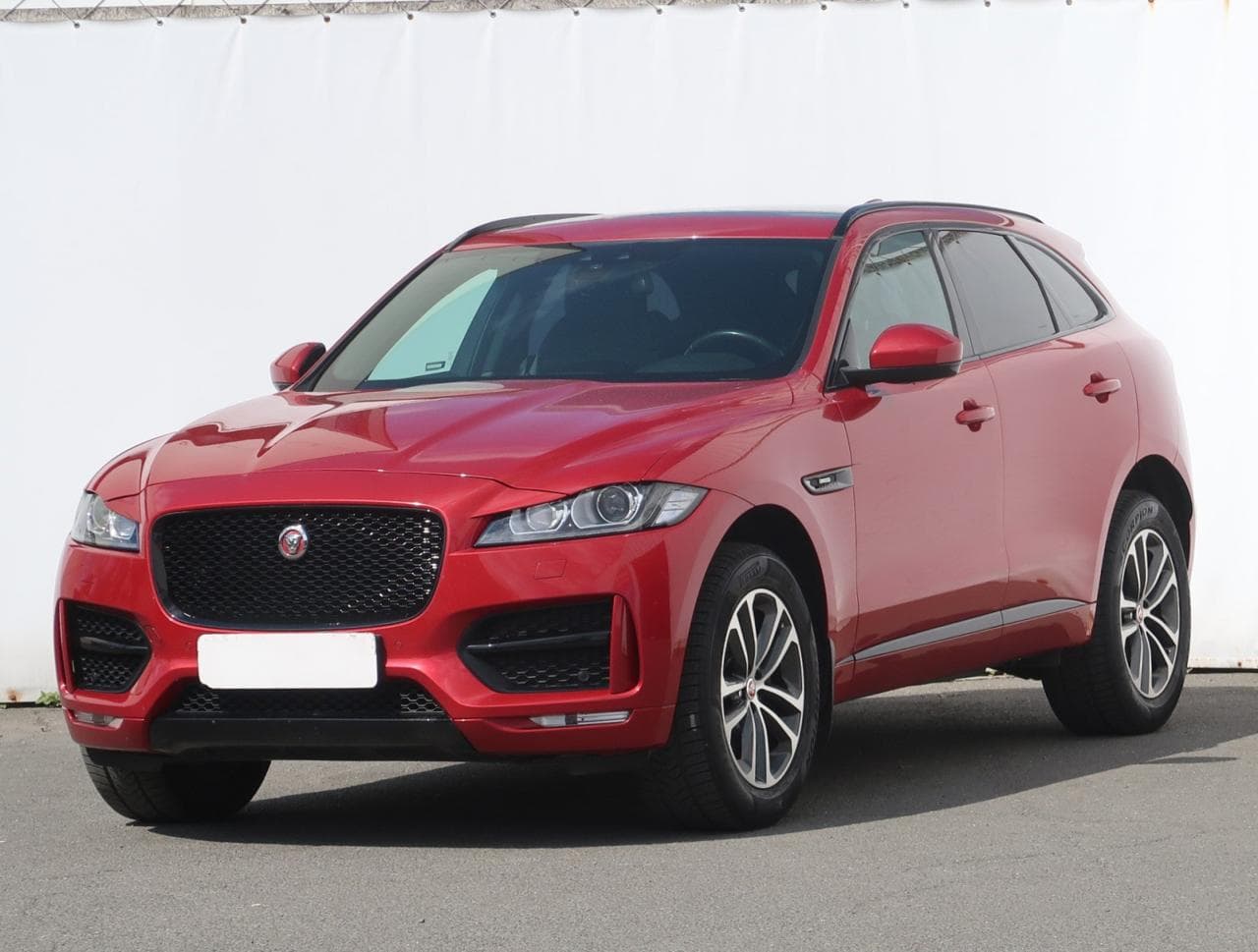2017 Jaguar F-PACE - 3