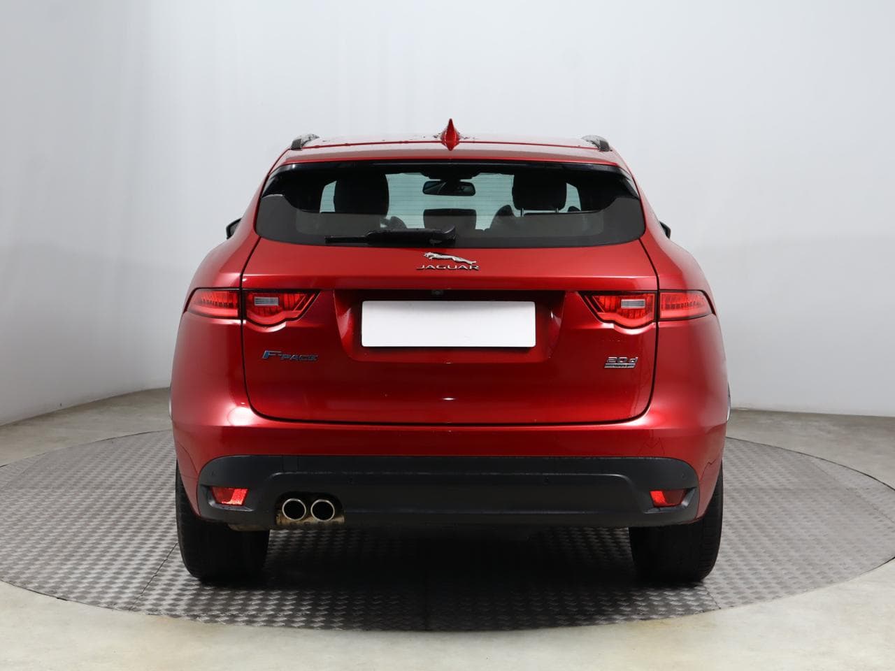 2017 Jaguar F-PACE - 6
