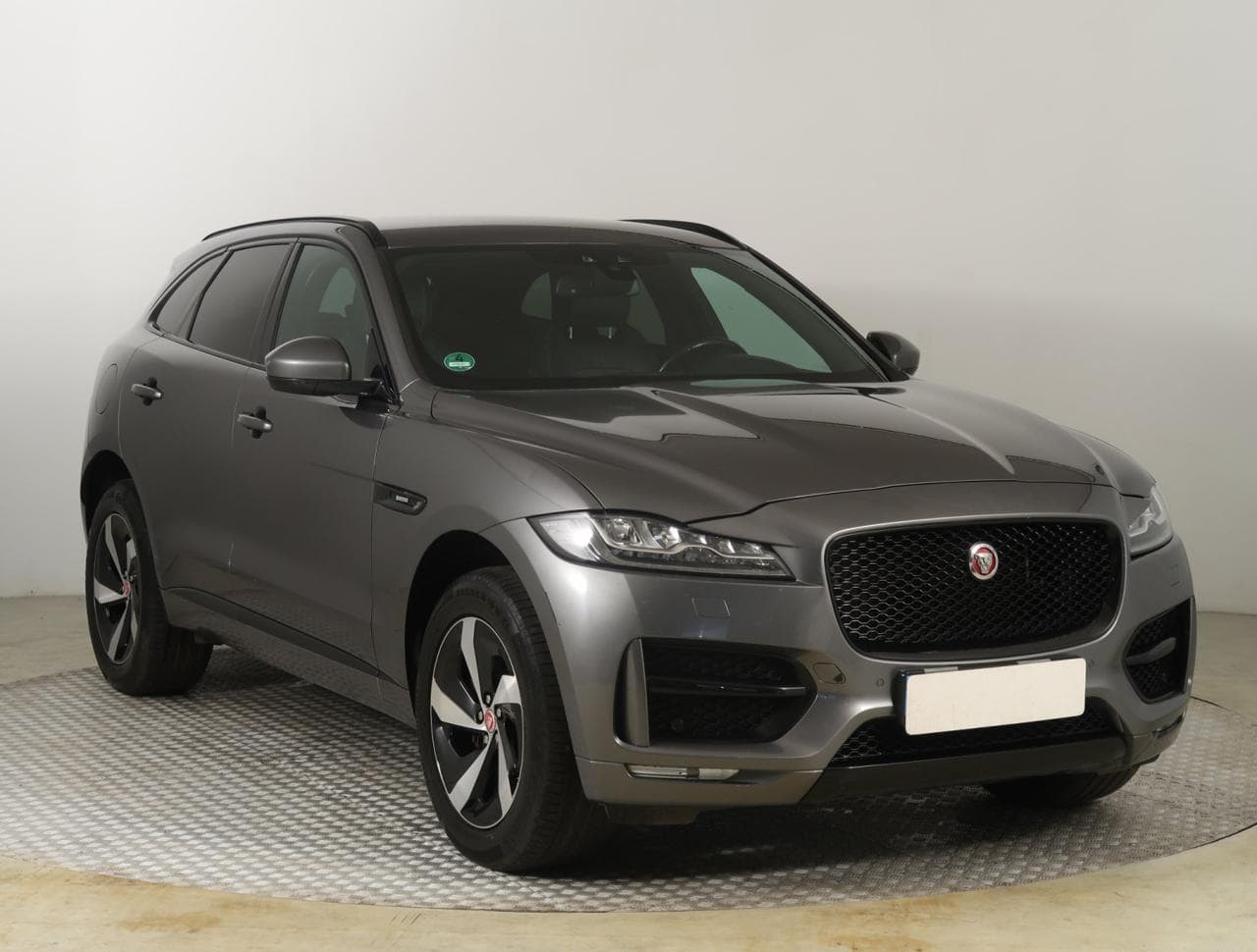 2018 Jaguar F-PACE