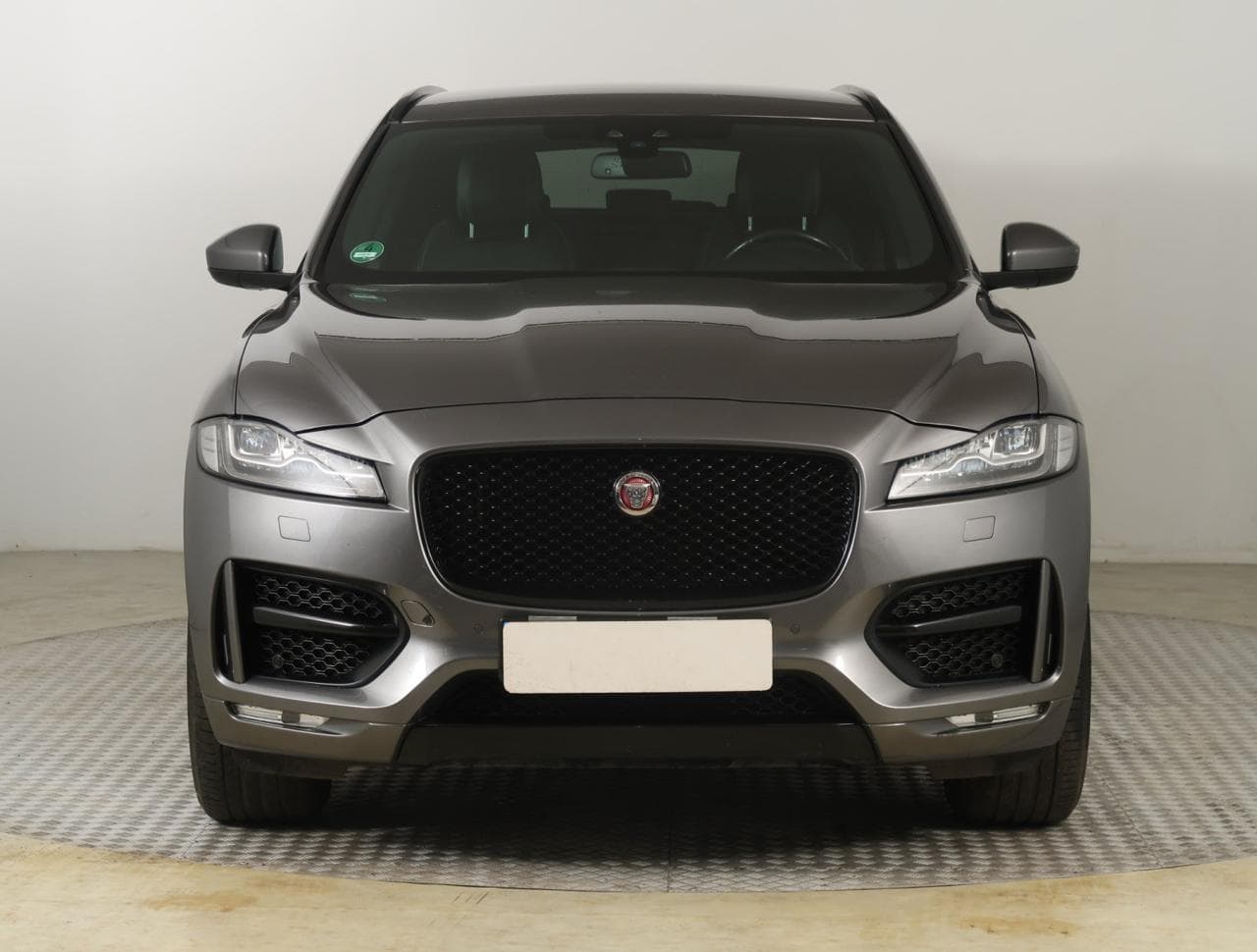 2018 Jaguar F-PACE - 2