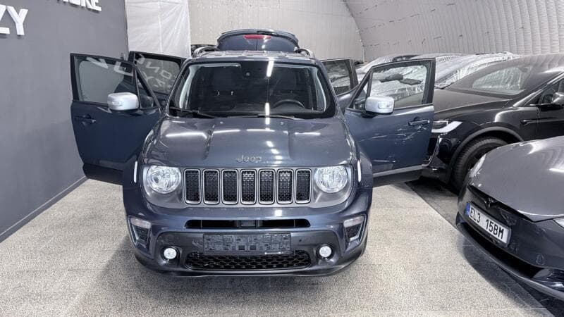 2022 Jeep Renegade - 19