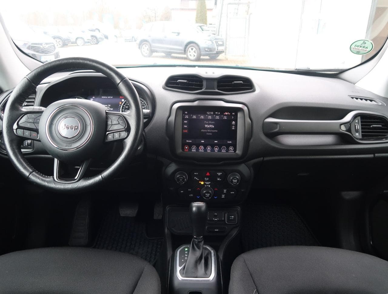 2021 Jeep Renegade - 10