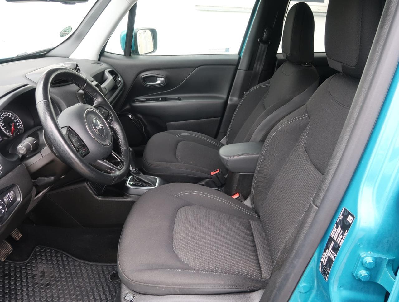 2021 Jeep Renegade - 16