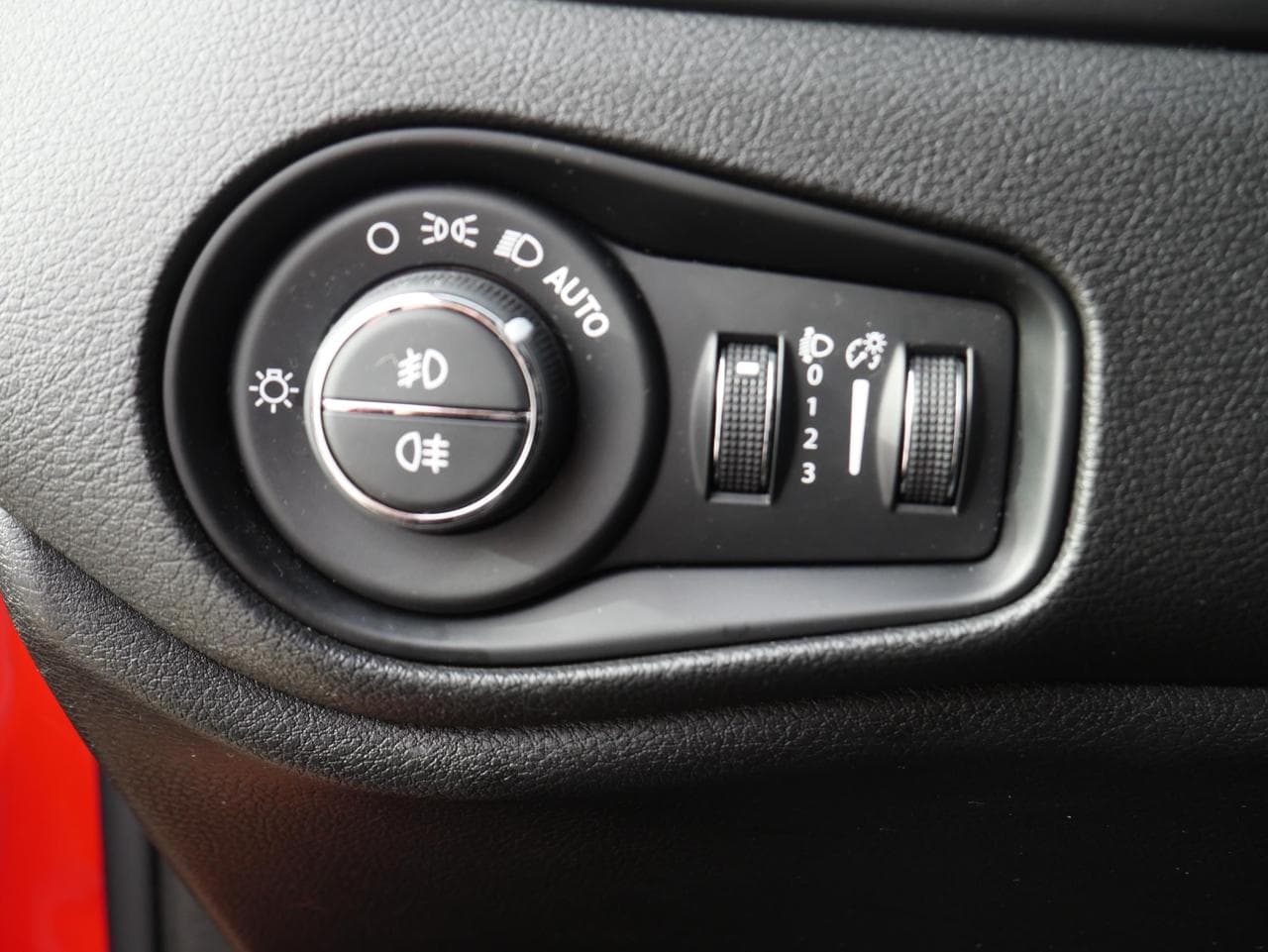 2016 Jeep Renegade - 17