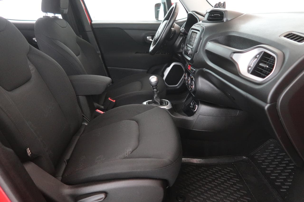 2018 Jeep Renegade - 12