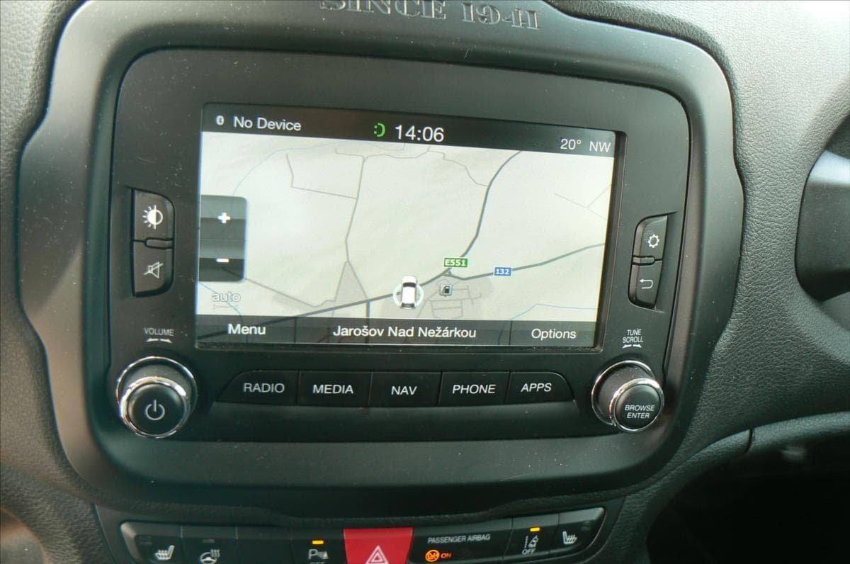 2017 Jeep Renegade - 16