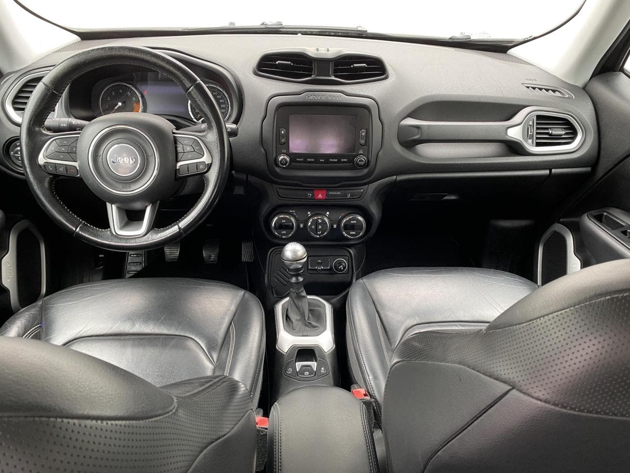 2015 Jeep Renegade - 15