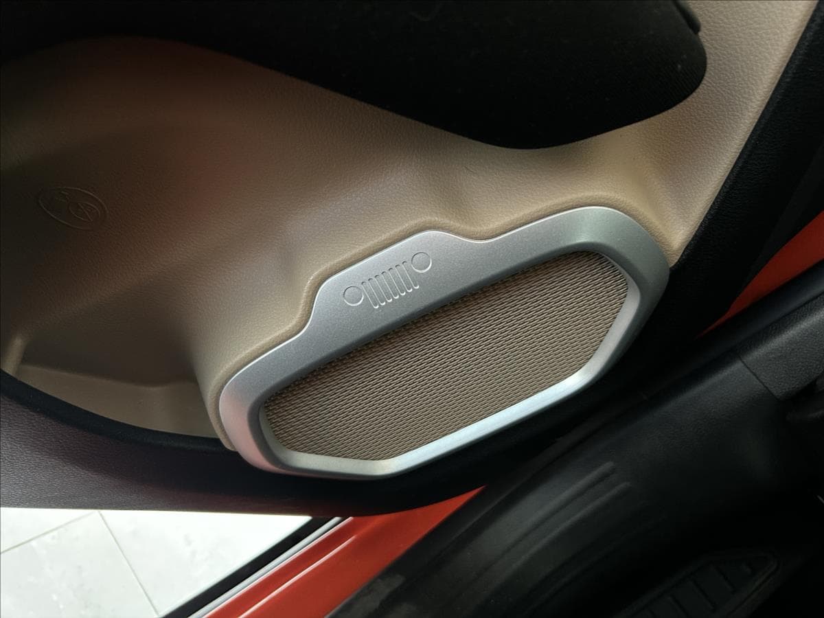 2018 Jeep Renegade - 17