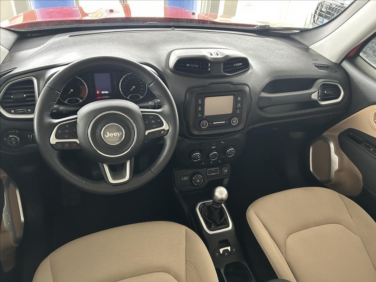 2018 Jeep Renegade - 13