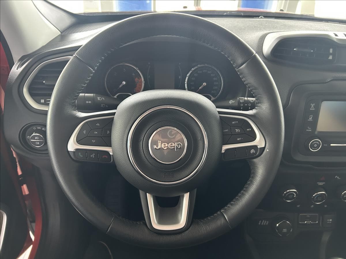 2018 Jeep Renegade - 21