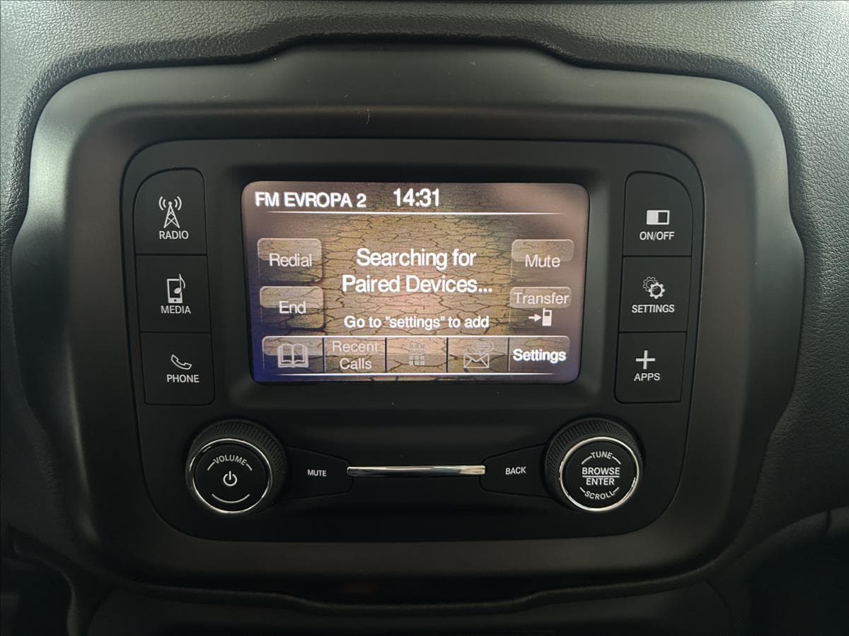 2018 Jeep Renegade - 29