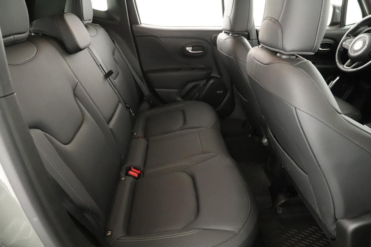 2020 Jeep RENEGADE - 11