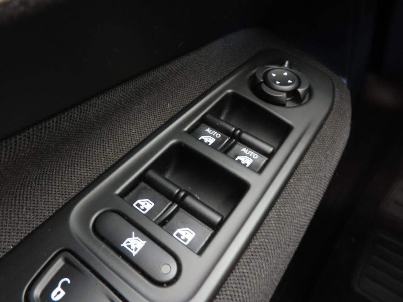 2019 Jeep RENEGADE - 20