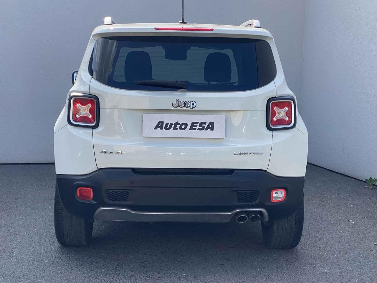 2016 Jeep RENEGADE - 7
